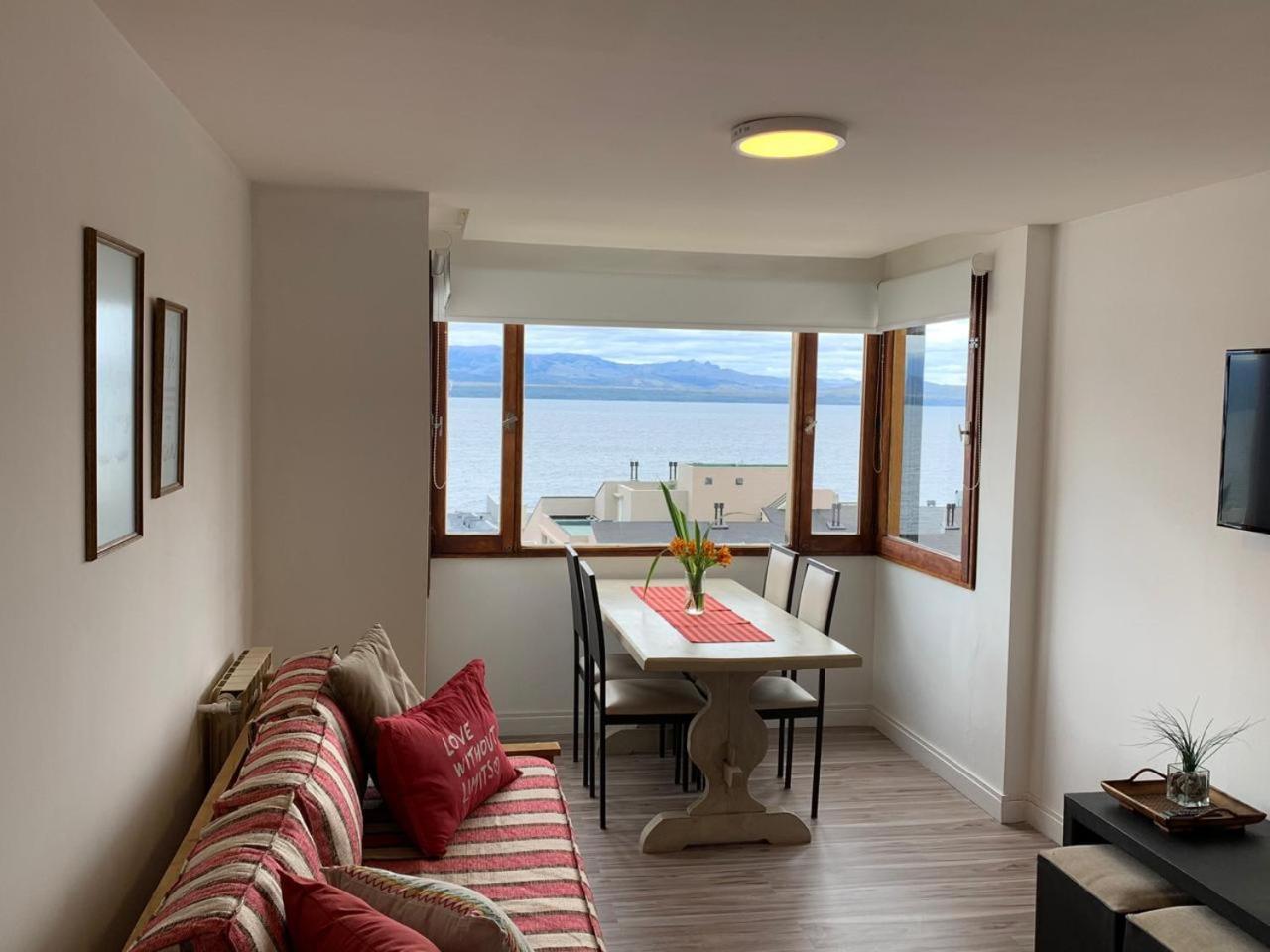 סן קרלוס דה ברילוצ'ה Vista Al Lago Nahuel Huapi מראה חיצוני תמונה